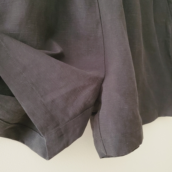 Tentree TreeLinen City Short - Picture 10 of 16